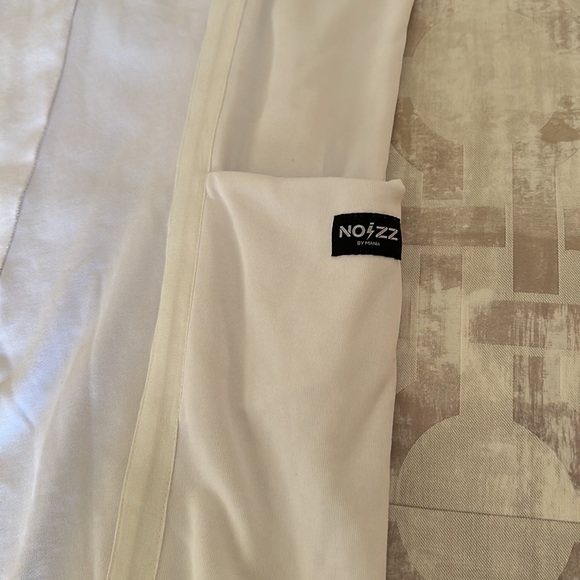 Make some NOIZZ cool Vest - Picture 4 of 7